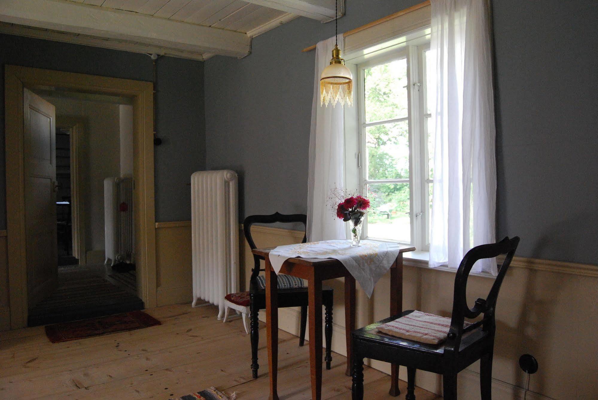 Naestegarden Bed & Breakfast Satuna Bagian luar foto